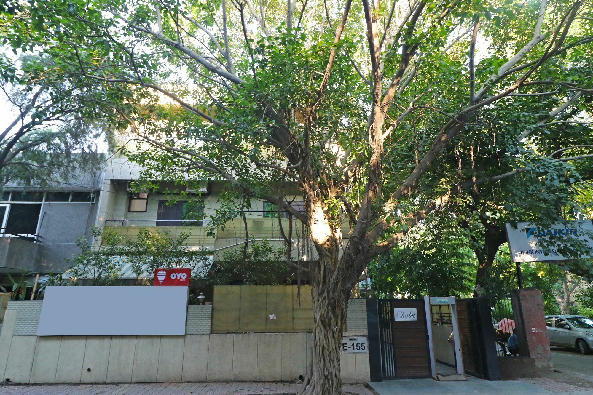 Hotel Chalet New Delhi Ngoại thất bức ảnh